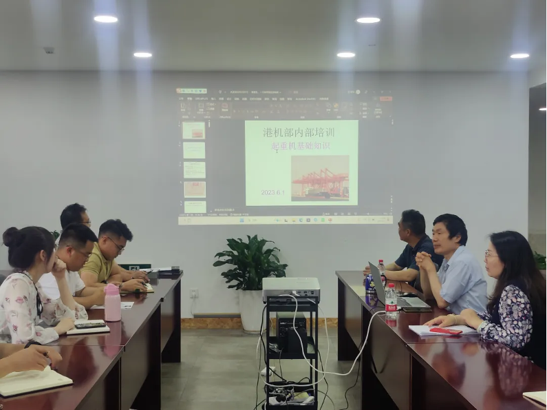 華新機(jī)電舉辦機(jī)械設(shè)計(jì)專(zhuān)業(yè)技能培訓(xùn)